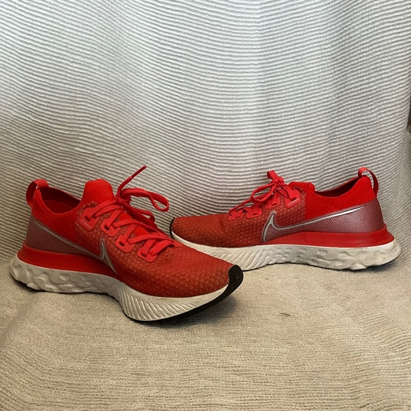 Nike Women's React Infinity Run Flyknit Running Shoes ‘Chili Red’ - Picture 1 of 8